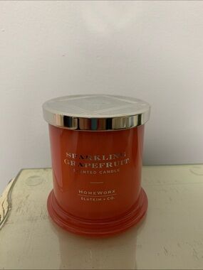 Slatkin & Co candle